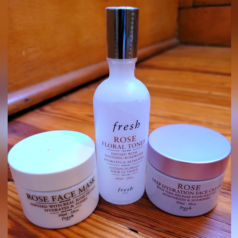 Brand NEW fresh ROSE mini collection- face mask, toner & face cream